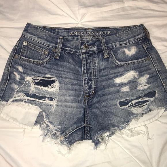 American Eagle Outfitters Pants - American Eagle shorts!!!